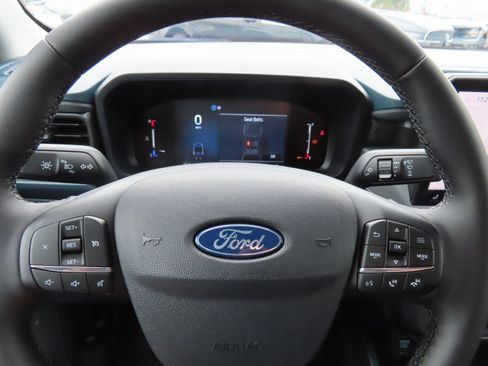 New 2025 Ford Maverick XLT w/ XLT Luxury Package image 9