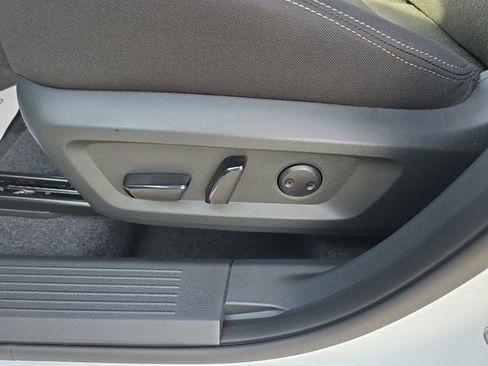 New 2026 Nissan Rogue SV w/ Cold Weather Package FWD image 12