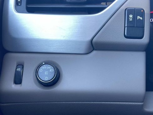 Used 2019 GMC Yukon SLE image 30