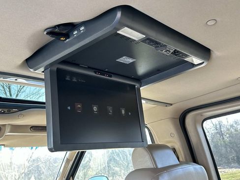 Used 2014 GMC Savana 1500 image 17