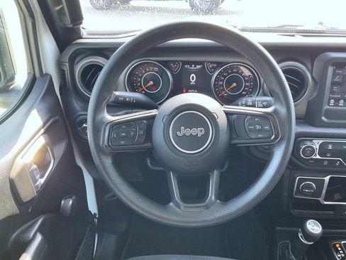 Used 2022 Jeep Wrangler Unlimited Sport AWD/4WD image 13