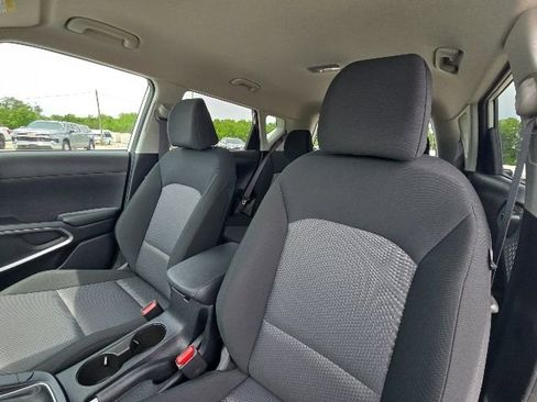 Used 2025 Kia Soul LX w/ LX Technology Package FWD image 20