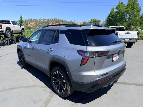 New 2026 Chevrolet Equinox RS w/ Convenience Package III FWD image 6