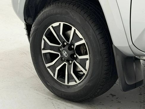 Used 2022 Toyota Tacoma TRD Sport RWD image 45