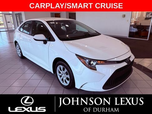 Used 2022 Toyota Corolla LE image 1
