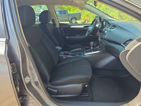 Used 2018 Nissan Sentra S FWD image 9