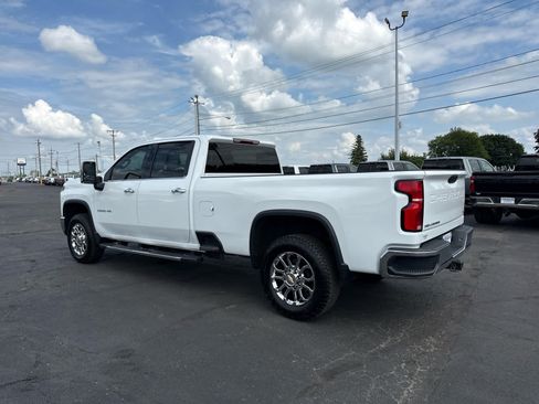 Certified 2025 Chevrolet Silverado 3500 LTZ w/ LTZ Convenience Package AWD/4WD image 3