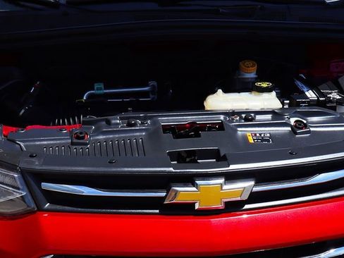 Used 2019 Chevrolet Trax LT w/ LT Convenience Package FWD image 54