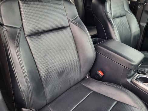 Used 2019 Toyota Tacoma SR5 image 16