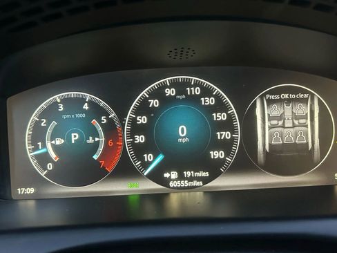 Used 2016 Jaguar XJ L Portfolio image 12