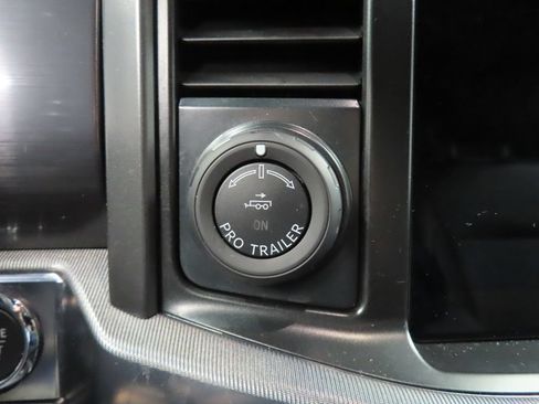 Used 2025 Ford F150 Lariat AWD/4WD image 52