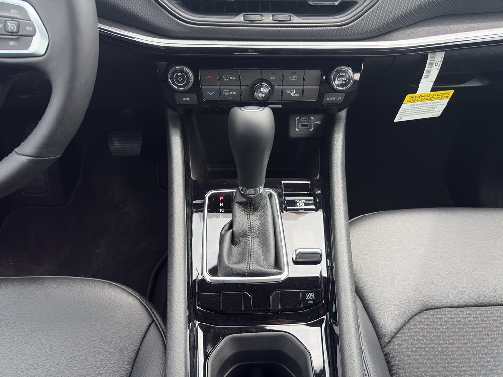 New 2026 Jeep Compass Latitude AWD/4WD image 22