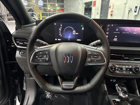 Certified 2025 Buick Envista Preferred w/ Convenience I Package FWD image 20