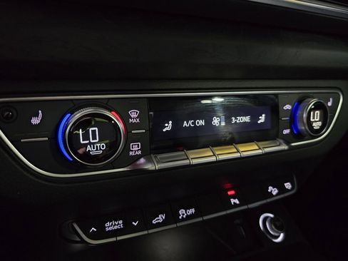 Used 2020 Audi Q5 e Premium image 22