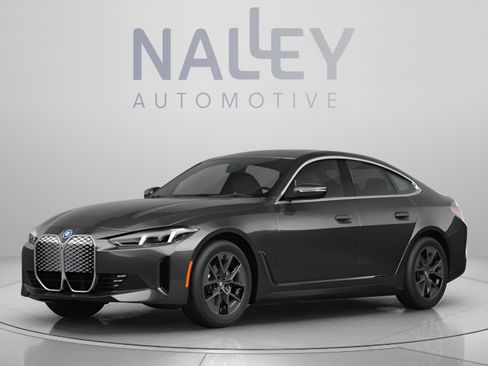 Used 2025 BMW i4 eDrive40 w/ Parking Assistance Package RWD image 1