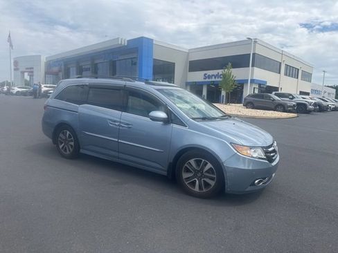 Used 2014 Honda Odyssey Touring image 2