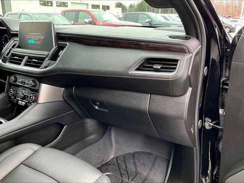 Used 2024 Chevrolet Tahoe Z71 w/ Z71 Off-Road Package image 17
