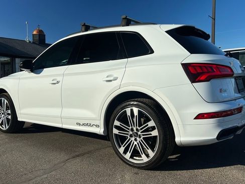Used 2019 Audi SQ5 Premium Plus w/ Premium Plus Package image 4