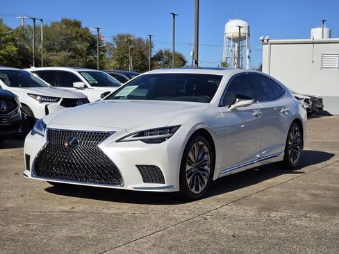Used 2021 Lexus LS 500 w/ Interior Upgrade Package image 4