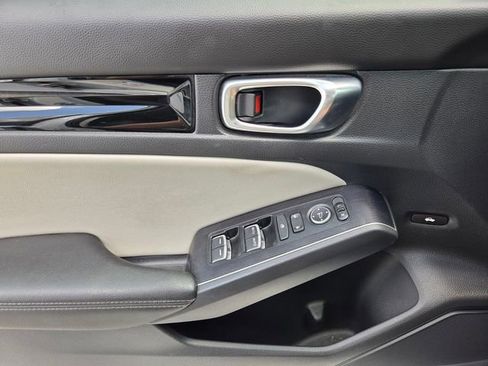 Used 2023 Honda Civic Touring image 20