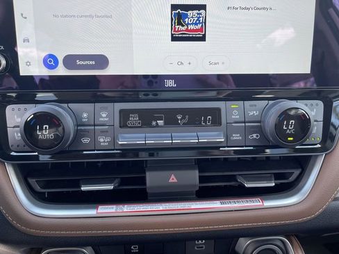 New 2026 Toyota Grand Highlander AWD image 19