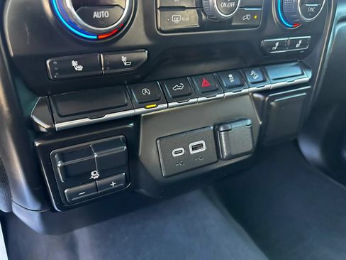 Used 2021 Chevrolet Silverado 1500 LT AWD/4WD image 20