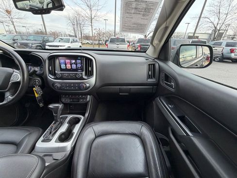 Used 2017 Chevrolet Colorado ZR2 image 22