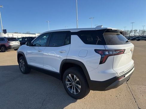 New 2026 Chevrolet Equinox LT image 5