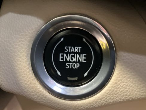 Used 2023 Buick Envision Avenir image 20