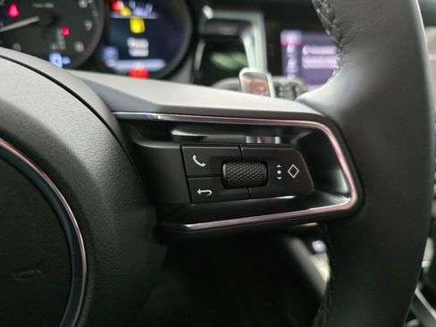 New 2026 Porsche Macan image 37