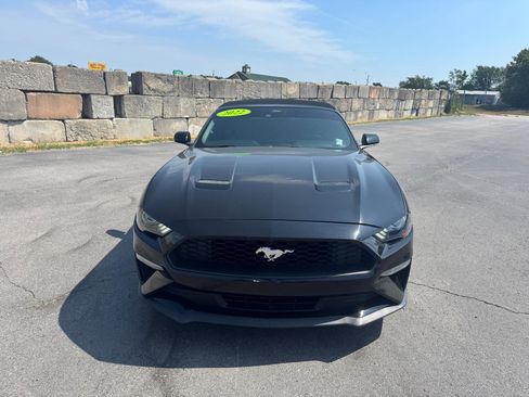 Used 2022 Ford Mustang Premium image 8