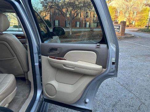 Used 2012 GMC Yukon SLT w/ SLT-2 Equipment Package image 39