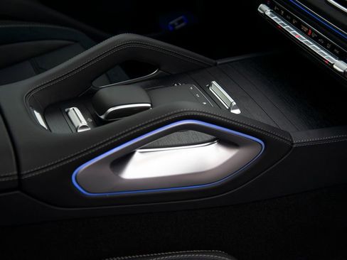 New 2026 Mercedes-Benz GLE 53 AMG 4MATIC Coupe image 21