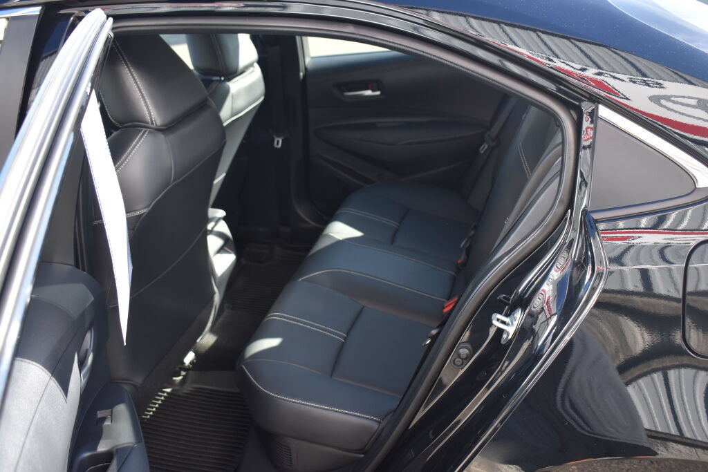 Certified 2026 Toyota Corolla XLE FWD image 20
