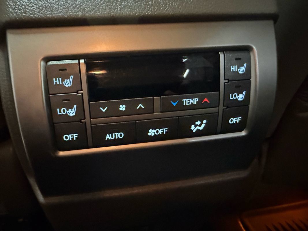 Used 2020 Lexus GX 460 Premium AWD/4WD image 22