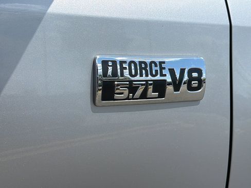 Used 2018 Toyota Tundra Limited AWD/4WD image 34
