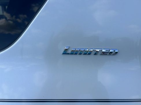Used 2016 Toyota 4Runner Limited AWD/4WD image 13