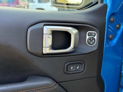 Used 2020 Jeep Gladiator Mojave AWD/4WD image 15