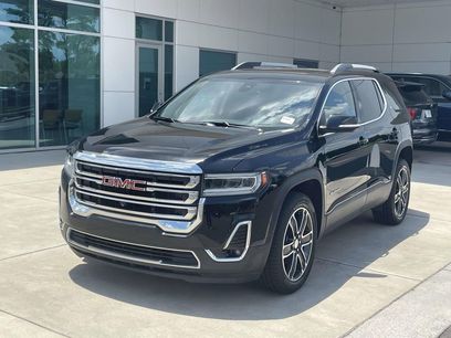 Used 2022 GMC Acadia SLT w/ Technology Package