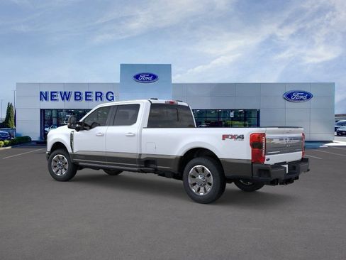 New 2025 Ford F250 King Ranch w/ FX4 Off-Road Package AWD/4WD image 6