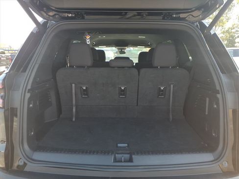 Used 2025 GMC Acadia Elevation image 5