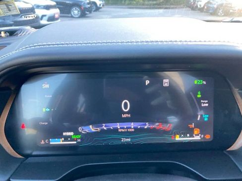 New 2024 Jeep Grand Cherokee Overland w/ Advanced Protech Group III image 16