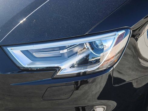 Used 2018 Audi A3 2.0T Premium image 5