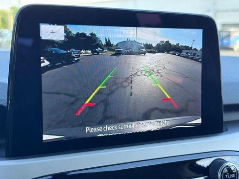 Used 2022 Ford Escape SE w/ Cold Weather Package AWD/4WD image 11