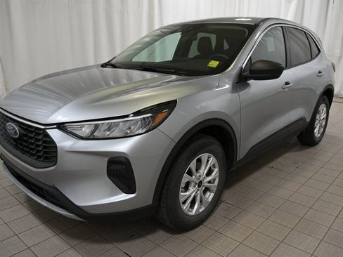 Used 2024 Ford Escape Active image 16