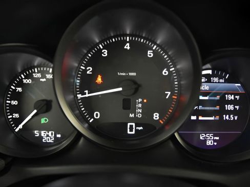 Used 2022 Porsche Macan image 15