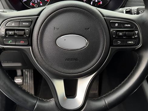 Used 2016 Kia Optima LX w/ Technology Package image 32