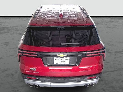 New 2026 Chevrolet Traverse LT w/ Driver Confidence Package FWD image 3