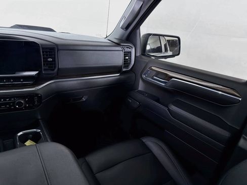 Used 2023 Chevrolet Silverado 1500 LT Trail Boss w/ Convenience Package II AWD/4WD image 22