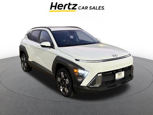 Used 2025 Hyundai Kona SEL image 1